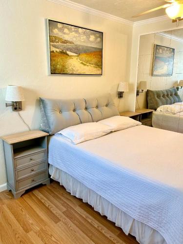 Amazon Apartment | Monet Studio
