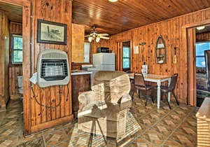 Cabin on Kentucky Lake: Nearby Marina Access! in Springville