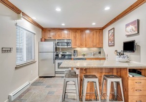 Walk to PC Mountain Village & Main Street! Heated Pool & Spa! Brand New Gym! in Park City