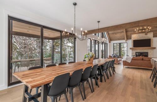 Stoneham Apartment | Le Zenith