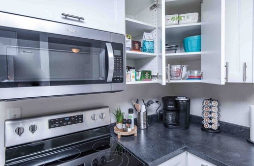 Kutzky Park House | Peaceful Views - 2 BR Main Level Living w/Recliner