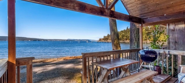 1BR Beachfront Cabin directly on world class west-facing beach! in Eastsound