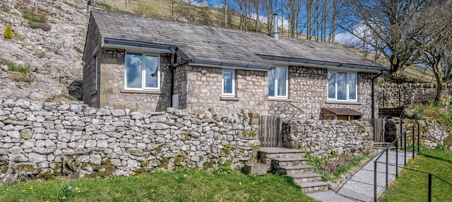 2 bedroom accommodation in Malham in Malham