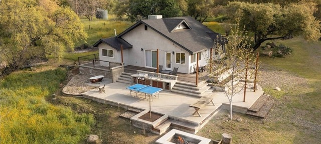 2 Rustic Mod Riverfront Cabins in Three Rivers