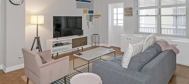 21 first floor cozy condo in the center of DT Atlanta in Atlanta