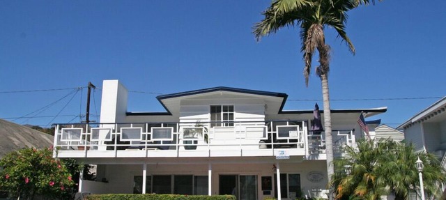 211CL: Large Deck, Golf Cart, 1 Block to Beach, Pet Friendly. - 211 Claressa in Avalon