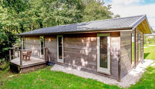 8 Streamside in Looe
