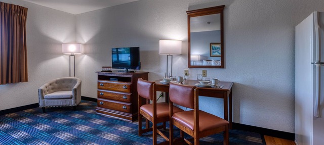 All Towne Suites in St. Robert