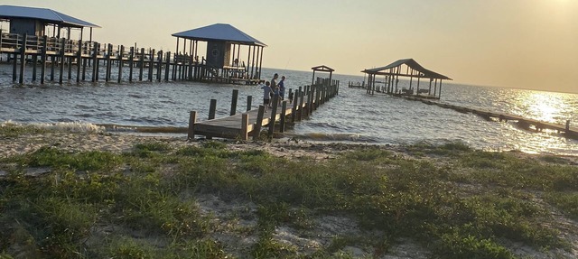 Beach access, in historic Montrose area, directly across from Mobile Bay in Daphne
