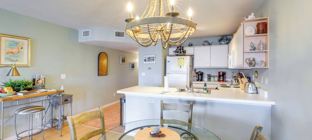 Beach & Pool Access at Condo on Cedar Key! in Cedar Key