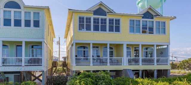 Beach Therapy - Oceanfront! 4 BR/3 BA Enjoy the views from Master Bedroom! in Topsail Beach
