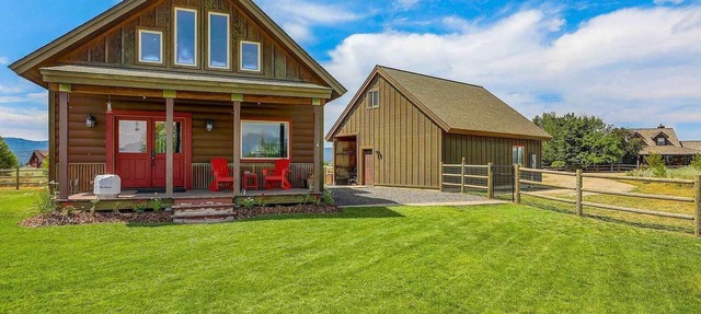 Beautiful panoramic mountain views and ample parking for toys in McCall