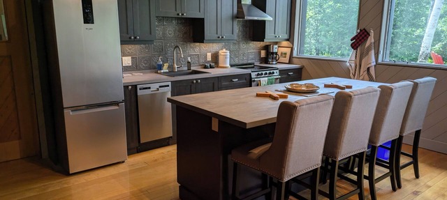 Birch View Studio - Luxury Guesthouse in Brighton, Ontario in Brighton