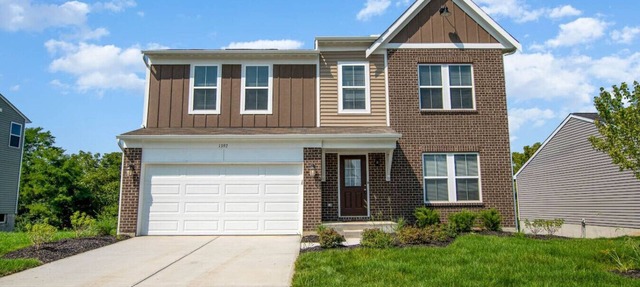 Brand new construction in well-kept HOA community. in Maineville