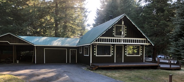 Chalet Crystal: Greenwater, WA 15-20 min to Crystal Mountain Ski area. in Enumclaw