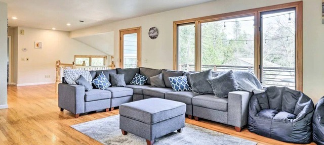 Charming Murphys Retreat: Luxury, Nature, and Wine Awaits! 5 mins to Main St! in Murphys