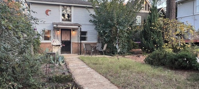 Charming two bedroom Central Gardens carriage house in amazing Memphis in Memphis