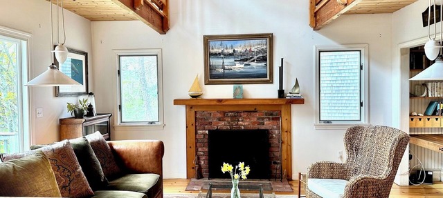 Chatham Cape Cod Retreat, near boat yards, Harding's Beach, Stage Harbor Light in Chatham