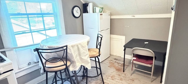 Comfortable, basic, two-bedroom, fully furnished unit in peaceful Warren. in Warren
