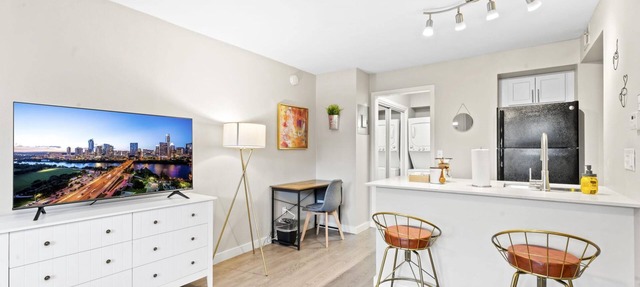 Comfy Studio Close to Downtown and Domain in Austin