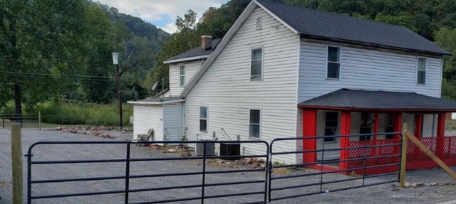 Cottage Duplex 5 in Eckman Central to Hatfield McCoy trail. ATV Rental Offered! in Eckman