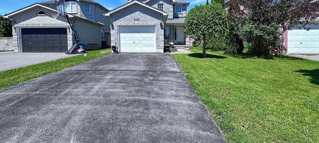 Cozy house at south end Barrie in Barrie