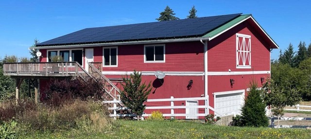 Enumclaw Estates Barndominium in Enumclaw