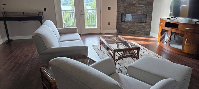 Executive Edge, Lakeside in Bean Station