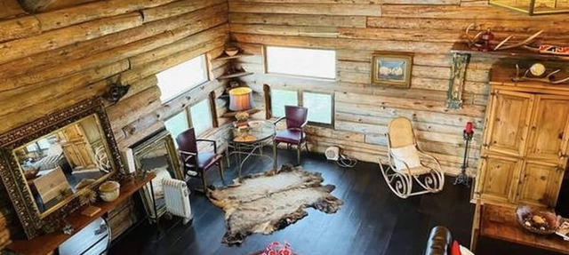 Experience Rustic Living in a Real Log Cabin 75 Acres of Natural Beauty in Canby