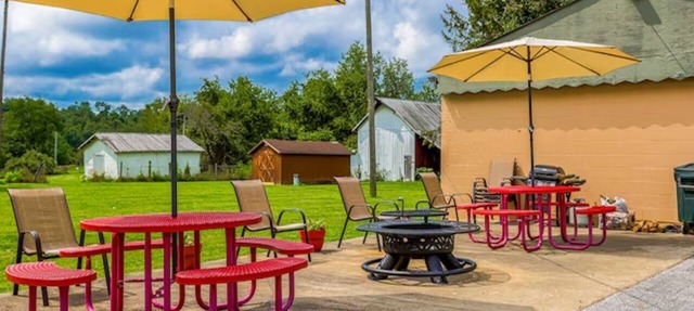 Explore Cadiz Attractions from This Double-Bed Room with Free Parking in Harrison County