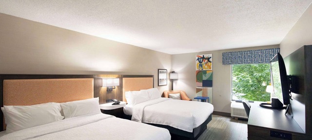 Hampton Inn Springfield in Springfield