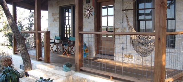 Hill Country getaway - Next to Hamilton Pool in Round Mountain