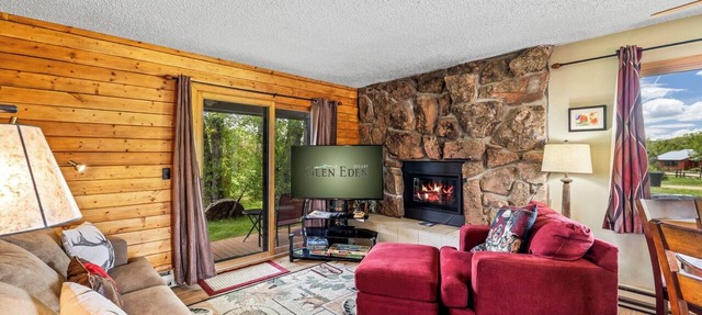 Jack Rabbit - Experience the beautiful Elk River in Clark