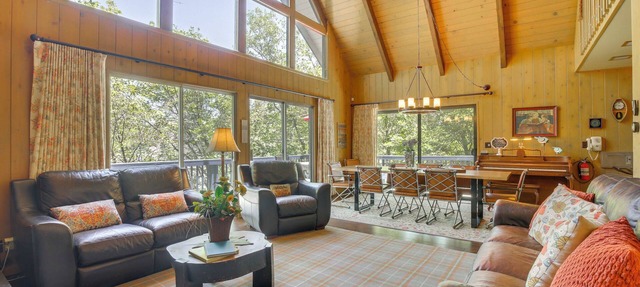 Lake Arrowhead Family Home w/Game Room in Lake Arrowhead