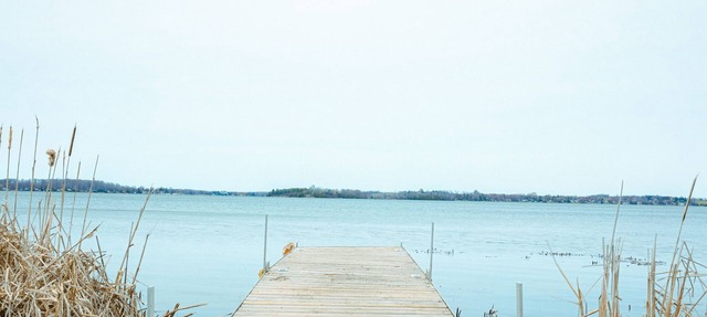 Lakeside Paradise- your private lakefront oasis in Nestleton Station