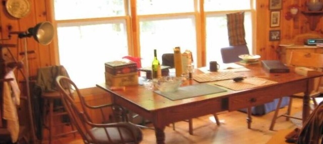Large, rustic lakefront cottage near Ottawa/arnprior Ontario in Ottawa