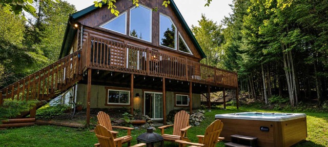 Le Mandala | Lakefront, spa & game room in Entrelacs