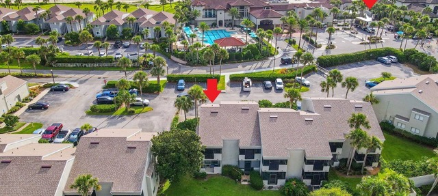 Light, Airy Luxury Condo Steps from Private Beach in Ponte Vedra Beach