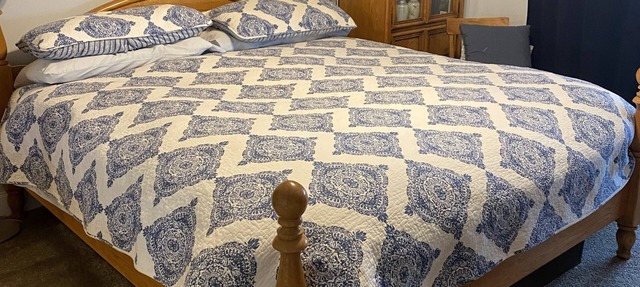 Lovely 2-bedroom apartment in Sandy with AC, WiFi in Sandy