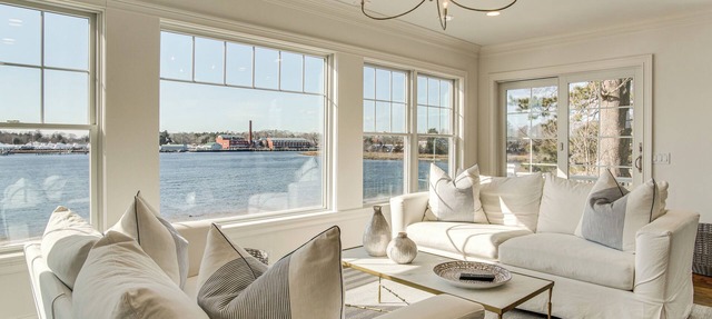Luxury Oceanfront Home w/Private Beach in Wareham in Wareham