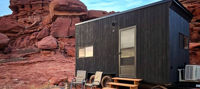 Modern Tiny House on a Secluded Private Ranch for an Amazing Escape in Nature with Incredible Views in Moab, Utah in Moab