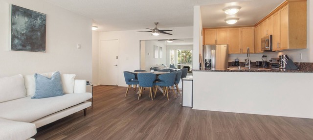 Nautical Nest - Walkable Waterfront Stay in Marina del Rey