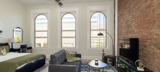 NEW Studio - Steps from Dining, Coffee & City Life in Cincinnati