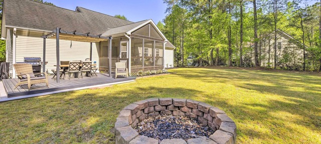 NEW! Willow Spring Home w/ Porch: 17 Mi to Raleigh in Willow Spring