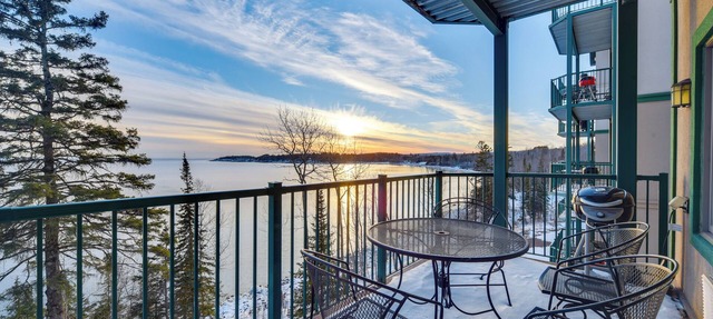 Pool Access: North Shore Gem Near Beaches & Trails in Two Harbors