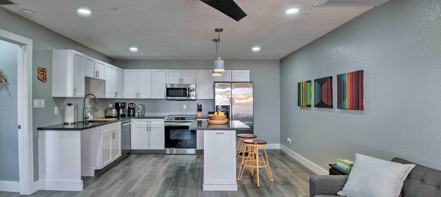 Pool! Couples Haven 1 Mi to Dtwn Apache Junction in Apache Junction