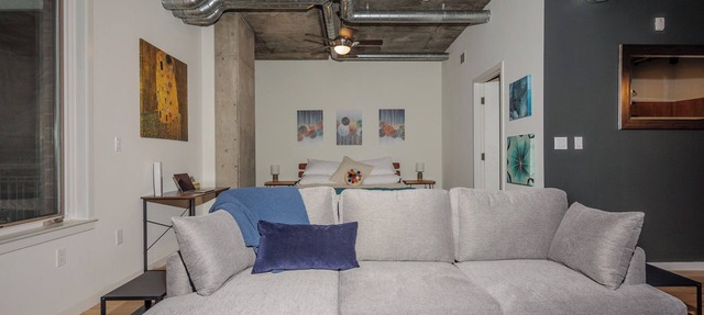 Premium Boulder Stay:Relax & Explore. Loft w Secure Access, Wifi, All Amenities in Boulder