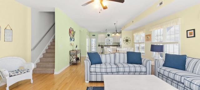 Private beach with Beautiful Sunsets-Kids Bedroom & Entertainment room in Bethany Beach