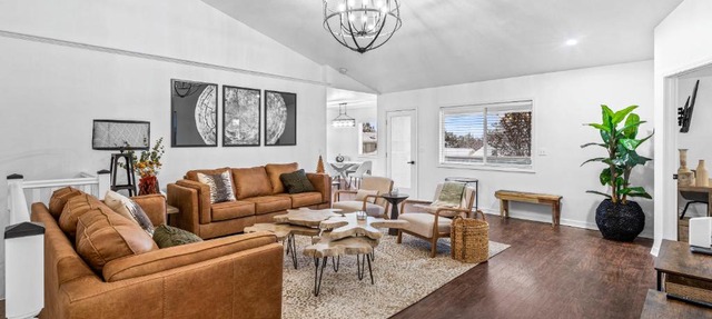 Quiet Comfortable Cliffside Estate near USU in Logan