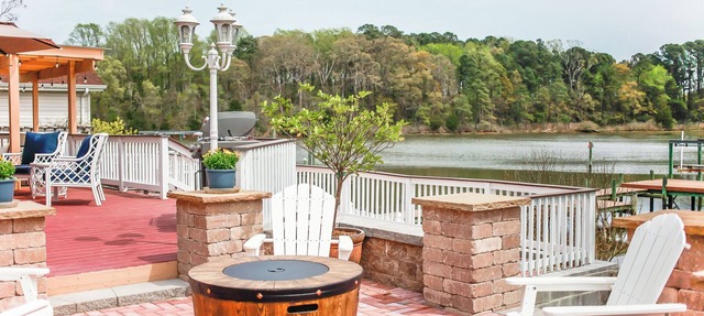 Relaxing Riverfront Getaway in Philips Lake in Hampton